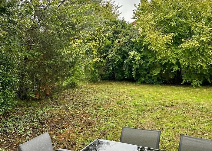 Le Patis Πανσιόν