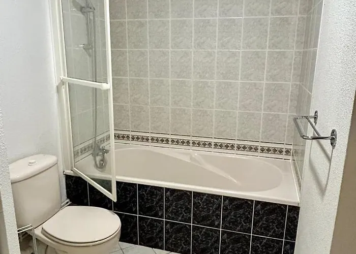 Le Patis Πανσιόν 3*